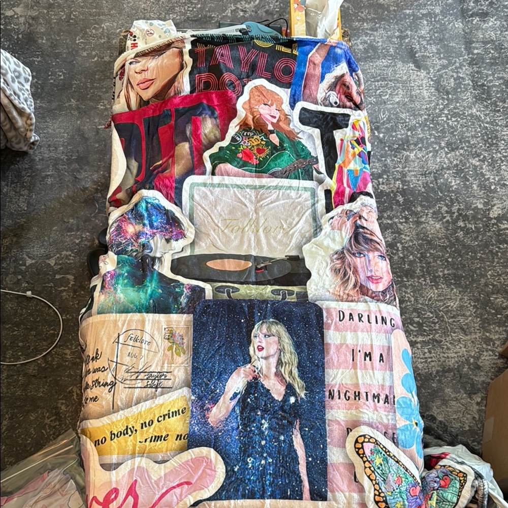 Source Unknown Colorful Pop Art Blanket